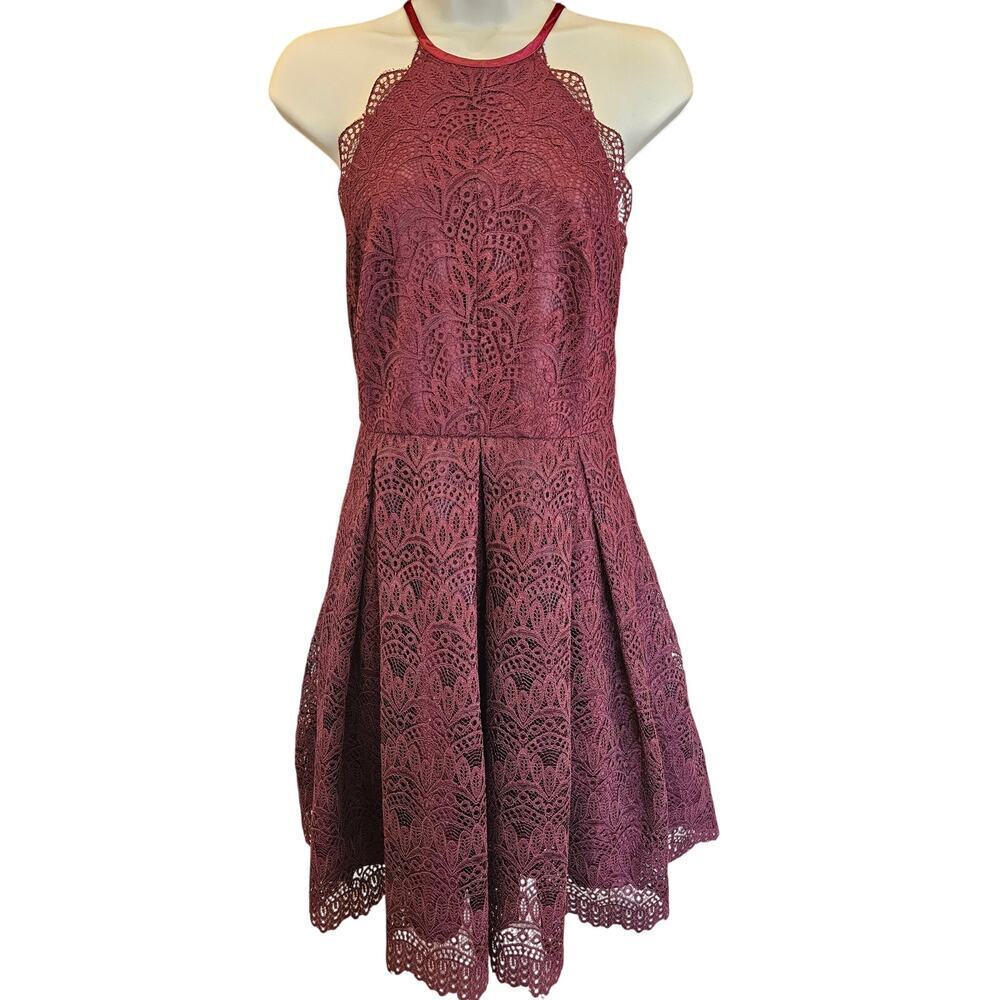 NWT NORDSTROM LAUNDRY Lace Halter Neck Cocktail Dress sz 4 maroon formal layered